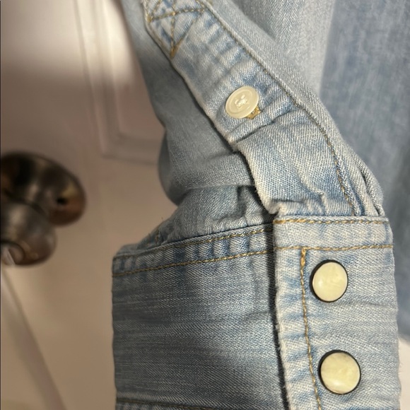 American Eagle Outfitters Blue Button Down Shirt Notched Collar - Picture 4 of 5